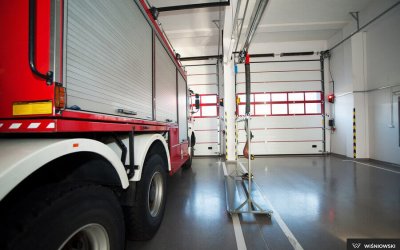 bramy-segmentowe-przemyslowe-wisniowski-04